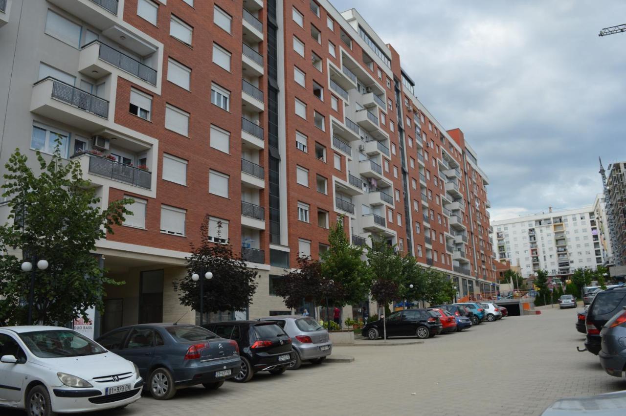 Prishtina Apartments Pristina Esterno foto