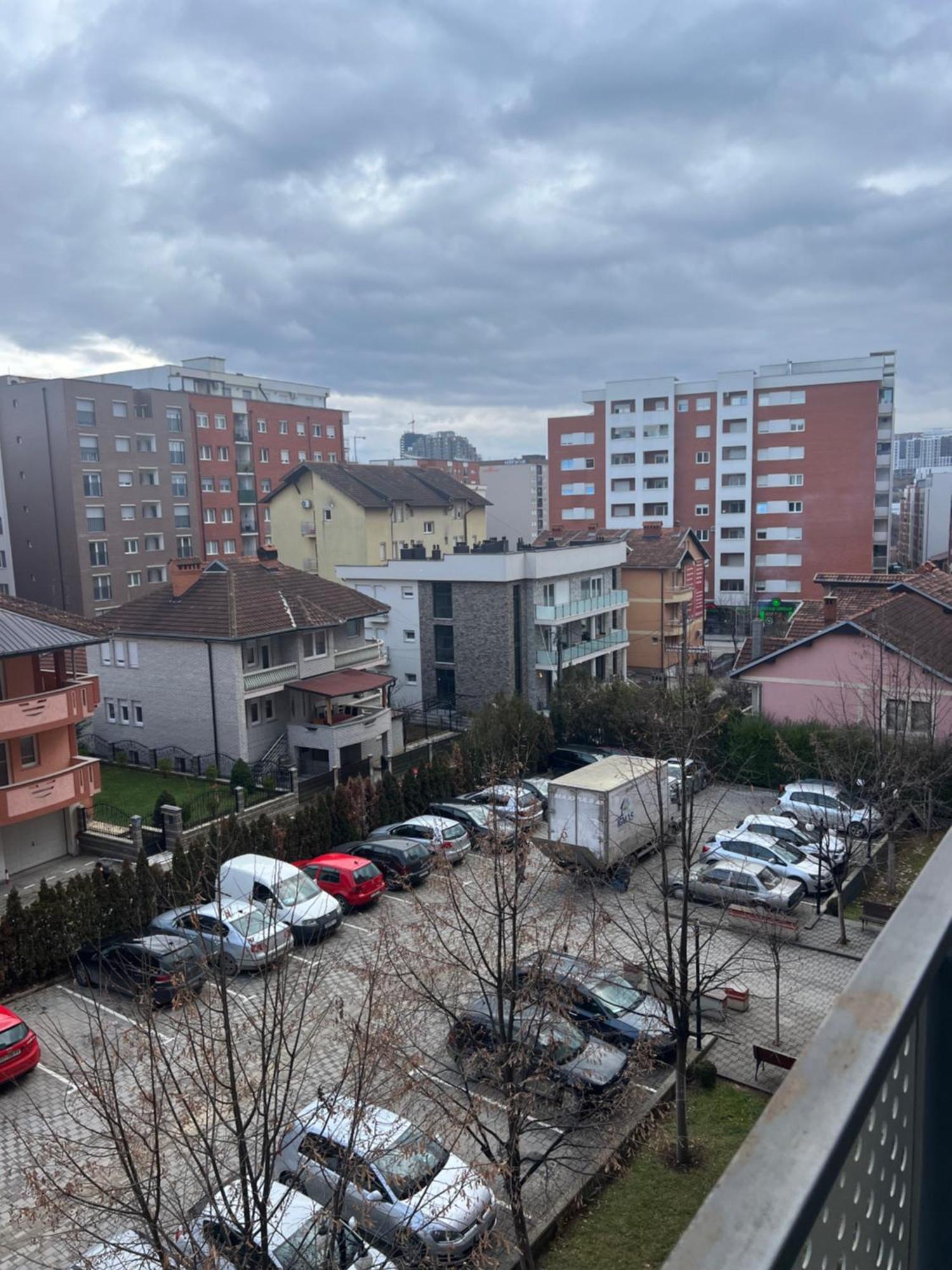 Prishtina Apartments Pristina Esterno foto