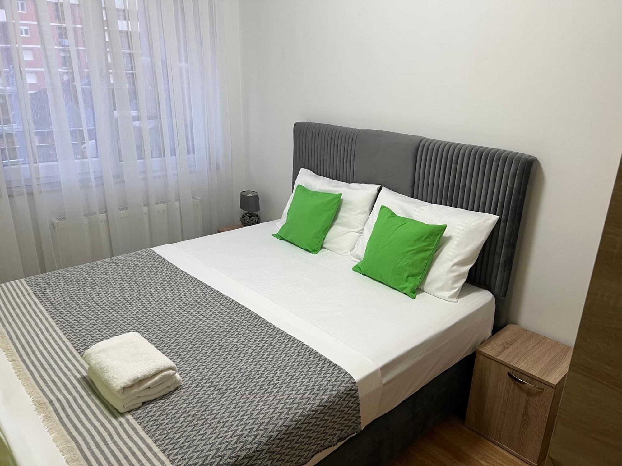 Prishtina Apartments Pristina Esterno foto